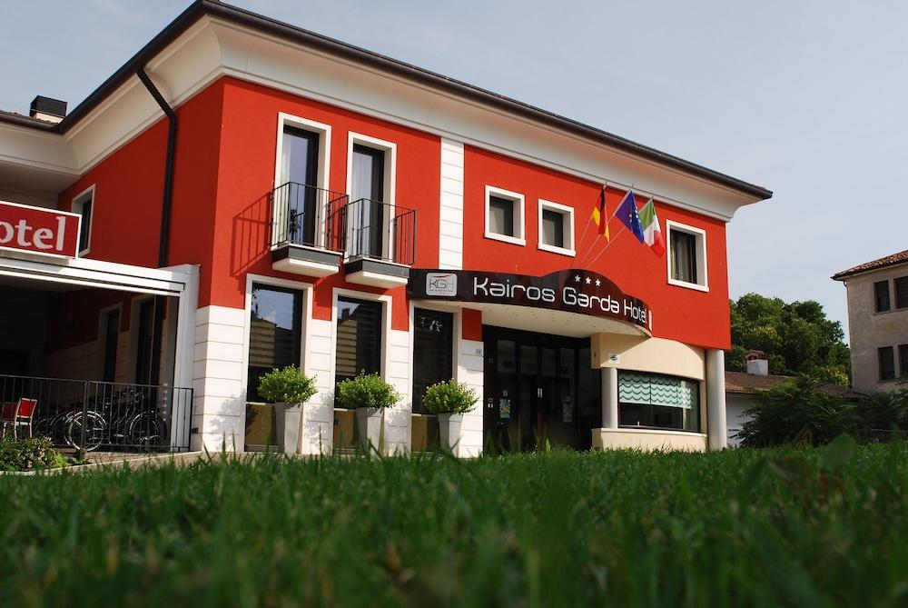 Kairos Garda Hotel Кастельнуово-дель-Гарда Екстер'єр фото